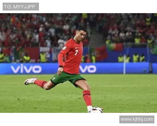 2018亚洲足球球星盘点：从锋线射手到中场核心的实力风采