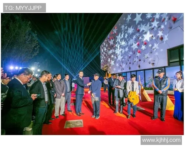 万达足球星光大道助力青少年足球梦想启航 打造足球文化新高地 万达足球星光大道助力青少年足球梦想启航 打造足球文化新高地