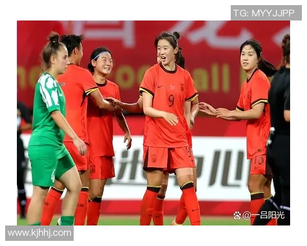 中国足球解说员中的明星球员及其独特风采分析 中国足球解说员中的明星球员及其独特风采分析