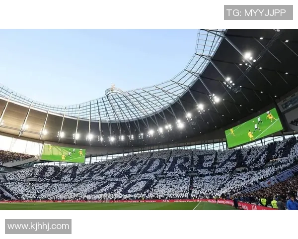 从球场到街头看足球巨星如何用穿衣风格引领时尚新潮流 从球场到街头看足球巨星如何用穿衣风格引领时尚新潮流