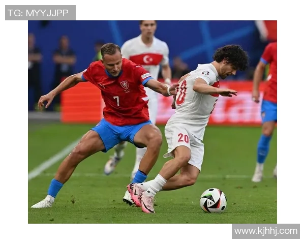 从苏克尔到鲁斯图土耳其历史足球巨星的辉煌与传奇 从苏克尔到鲁斯图土耳其历史足球巨星的辉煌与传奇