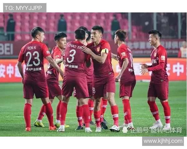 深度解读当今足坛顶级球星竞技状态与未来发展趋势分析