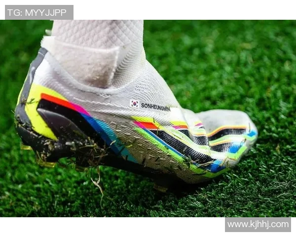 穿X系列球星足球鞋诠释速度与精准的完美结合打造属于你的竞技之路 穿X系列球星足球鞋诠释速度与精准的完美结合打造属于你的竞技之路