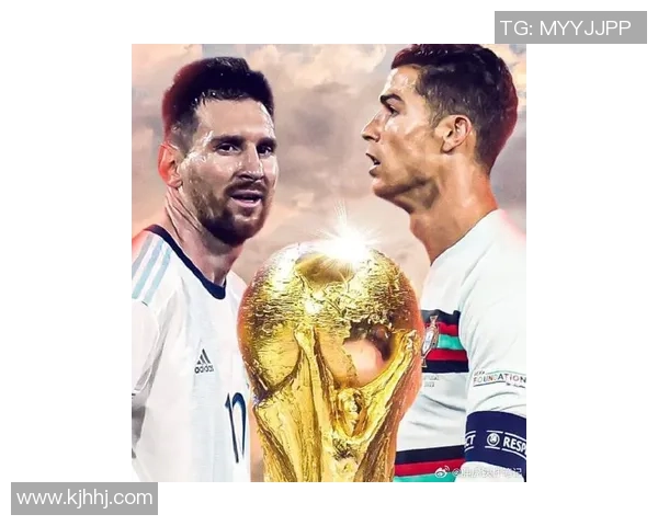 足球巨星们的荣耀瞬间汇聚：从梅西到C罗，他们的经典时刻一览无遗